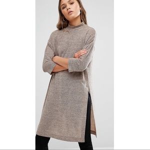 Side split tunic top - size small